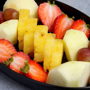 Selección de frutas de la estación / Fresh fruit salad