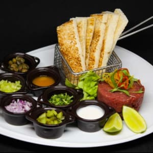 Tártaro de res/ Beef tartare