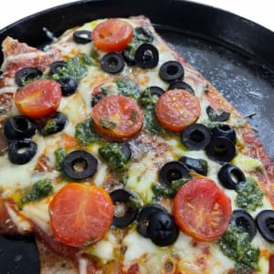 Malaya (matambrito) a la pizza.