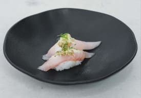 NIGIRI DE PESCA DEL DIA CON MANTEQUILLA DE TRUFA Thumbnail