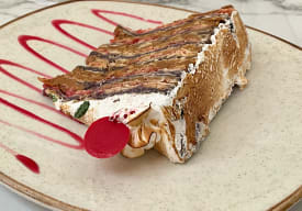 Torta Hojarasca Manjar Thumbnail