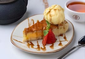 Crumble De Manzana Con Helado Thumbnail