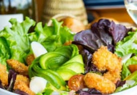 Ensalada de Camarones Thumbnail
