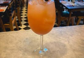 Chic Spritz Thumbnail