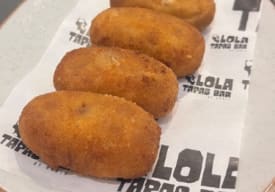 Croqueta Casera de Jamón Ibérico Thumbnail