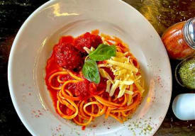 Linguini con Polpete Niño Thumbnail