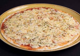 Pizza 4 Quesos Thumbnail