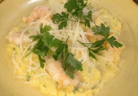 Risotto al Azafrán con Camarones Ecuatorianos y Zeste de Limón Thumbnail