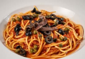 Spaghetti o Fetuccini Puttanesca Thumbnail