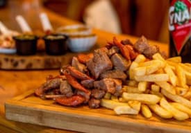 Tabla Criolla de Carnes (4 personas) Thumbnail