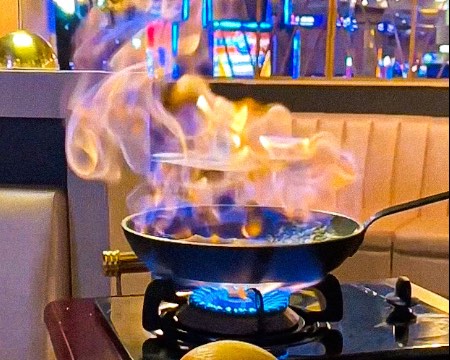 Crêpes Suzette flambeados al Grand Marnier Thumbnail