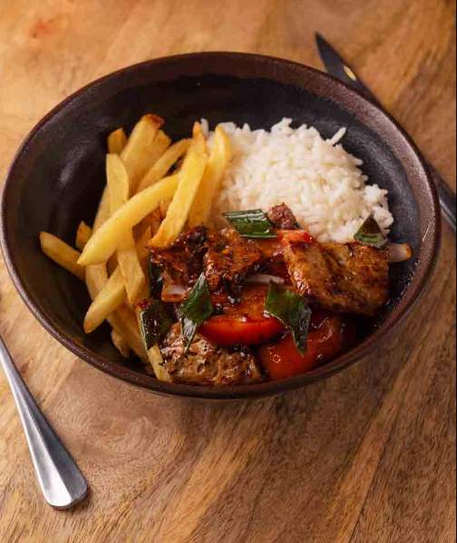 Seitan Saltado Con Papas Y Arroz Thumbnail