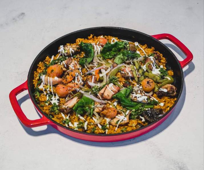 ARROZ MELOSO DE TRUTO DE POLLO Y LONGANIZAS Thumbnail