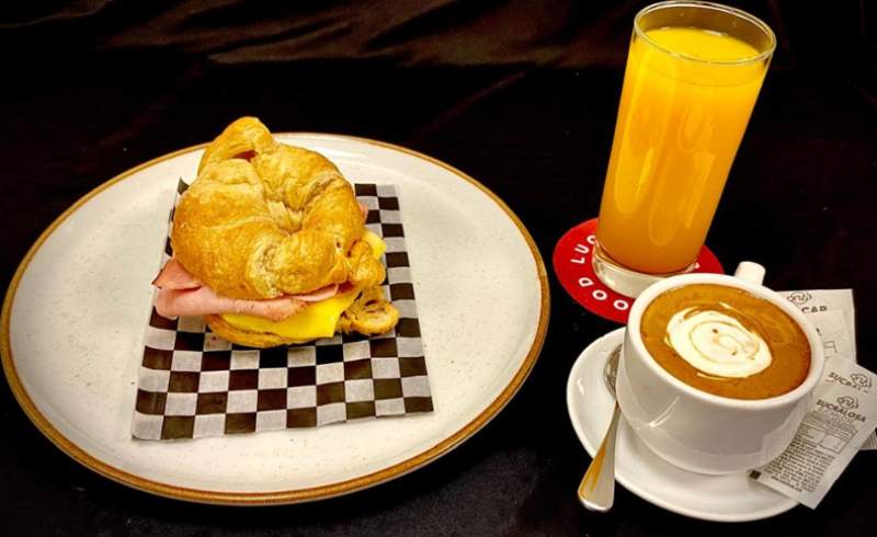 Barros Jarpa + Café Thumbnail