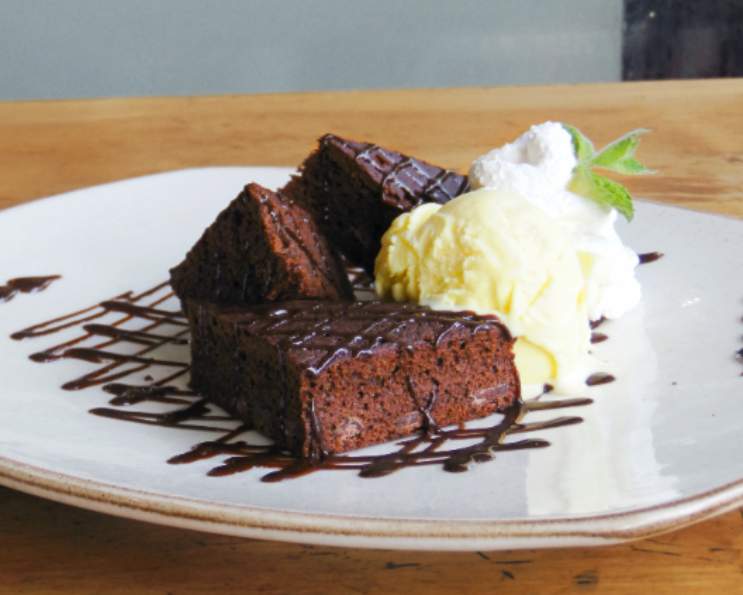 Brownie Con Helado Thumbnail