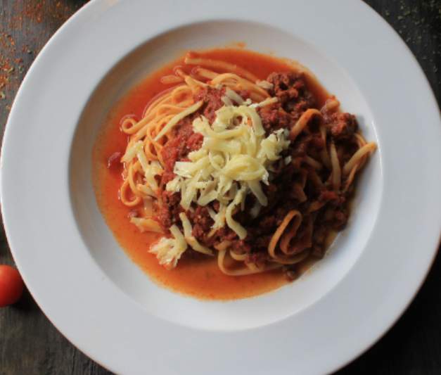 Linguini Bolognesa Thumbnail