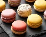 Trio De Macarrones Más Café Americano Thumbnail