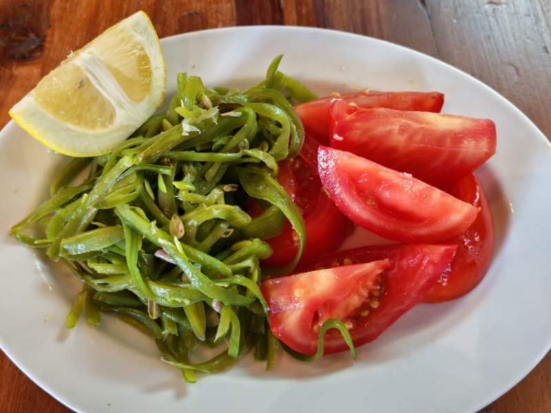 Porotos Verdes y Tomate Thumbnail