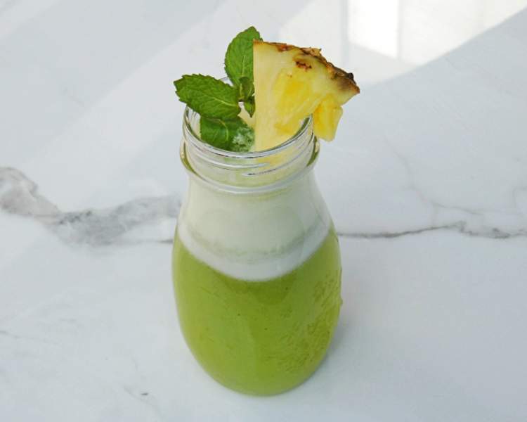 Jugo Piña Albahaca Thumbnail