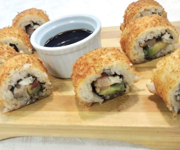 Sushi Rolls Calientes (8 unidades) Thumbnail
