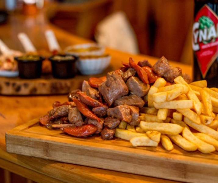Tabla Criolla de Carnes (4 personas) Thumbnail