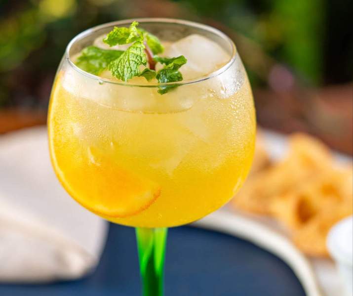 Tropical Gin Mango Thumbnail